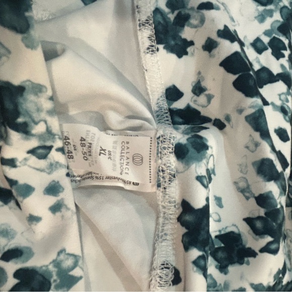 Balance Collection Teal and White Leggings - Picture 4 of 4